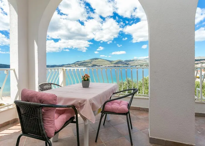 Appartement By The Sea Okrug Gornji, Ciovo - 9693 Trogir